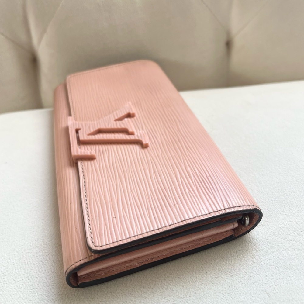 Louis Vuitton Pink Electric Epi Large Wallet/ Clutch - Picture 4 of 11